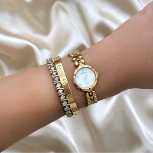 AUTHENTIC VINTAGE NINA RICCI MOTHER-OF-PEARL & CZ DIAMOND WATCH